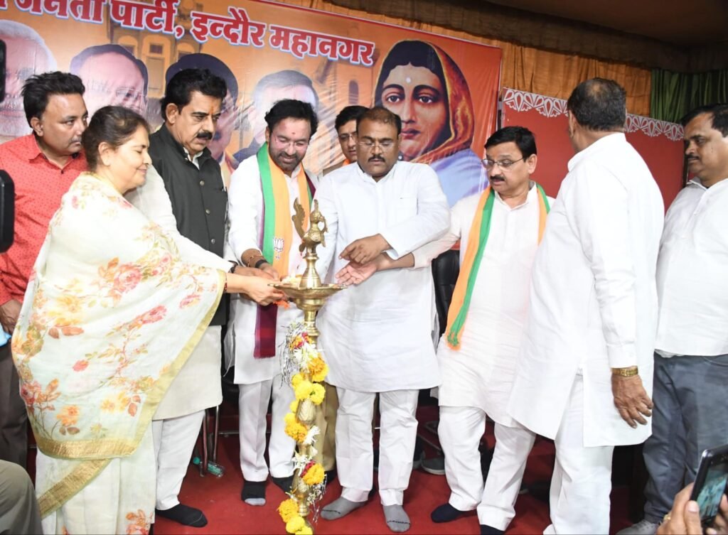 मां अहिल्या बाई ने सनातन की ध्वजा को मजबूत किया