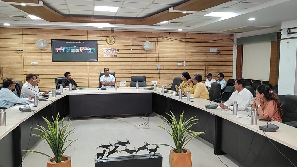 इंदौर-पीथमपुर इकॉनामिक कॉरिडोर, भू-धारकों से जल्द लें सहमति पत्र