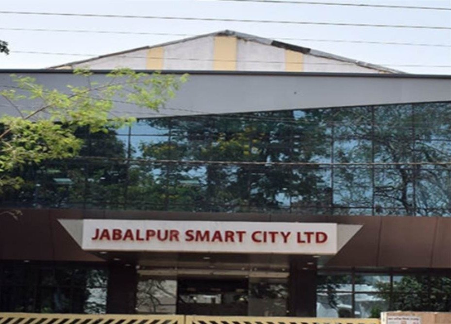 12 करोड़ से बनी कल्चरल स्ट्रीट पर चाय-पान दुकान का कब्जा