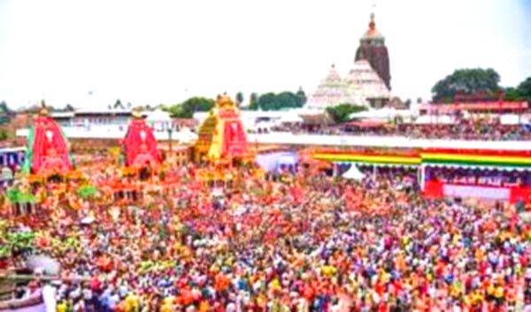 पुरी रथयात्रा में भगदड़ मचने से तीन श्रद्धालुओं की मौत