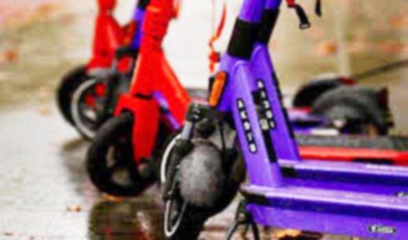 आस्ट्रेलिया के पर्थ शहर में ई-स्कूटर किराये पर देने पर फिलहाल रोक