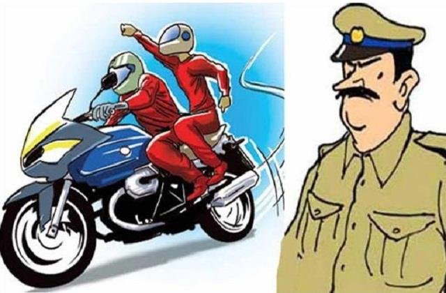 बाइक चोर गिरफ्तार, किसान को मिली अपनी गाड़ी वापस