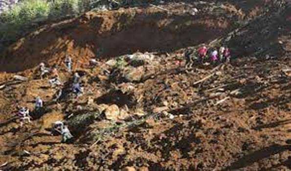 कोलंबिया भूस्खलन में मृतकों संख्या बढ़कर 14 हुई
