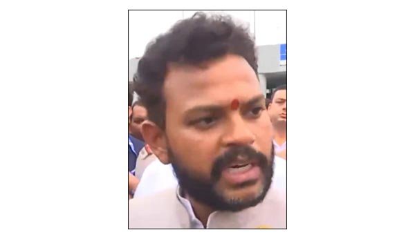 विमान दुर्घटना के बारे में जानकर स्तब्ध : नायडू