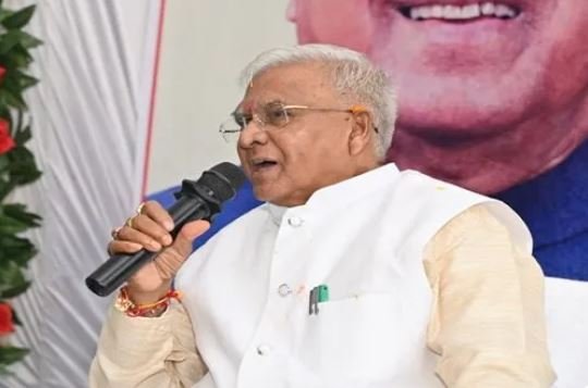 मंगुभाई ने वीरांगना रानी दुर्गावती के चित्र पर किया माल्यार्पण