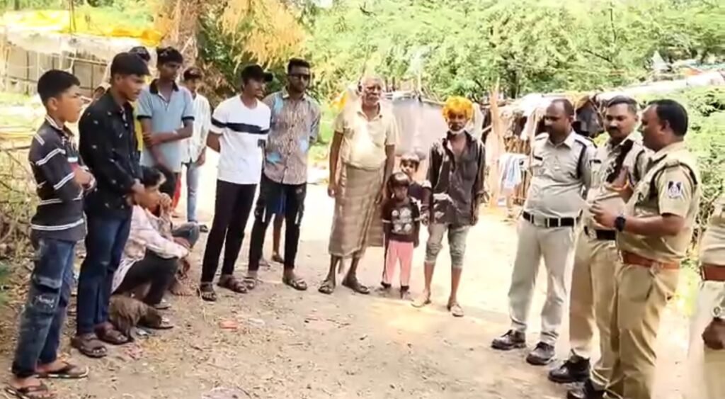 शहर से चार महीने के लिए बाहर किया बदमाश ‘तोता’