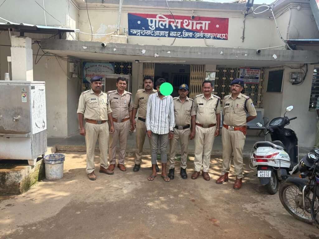 अंधे कत्‍ल का पर्दाफाश बहन से बात करने पर युवक को मौत के घाट उतारा 