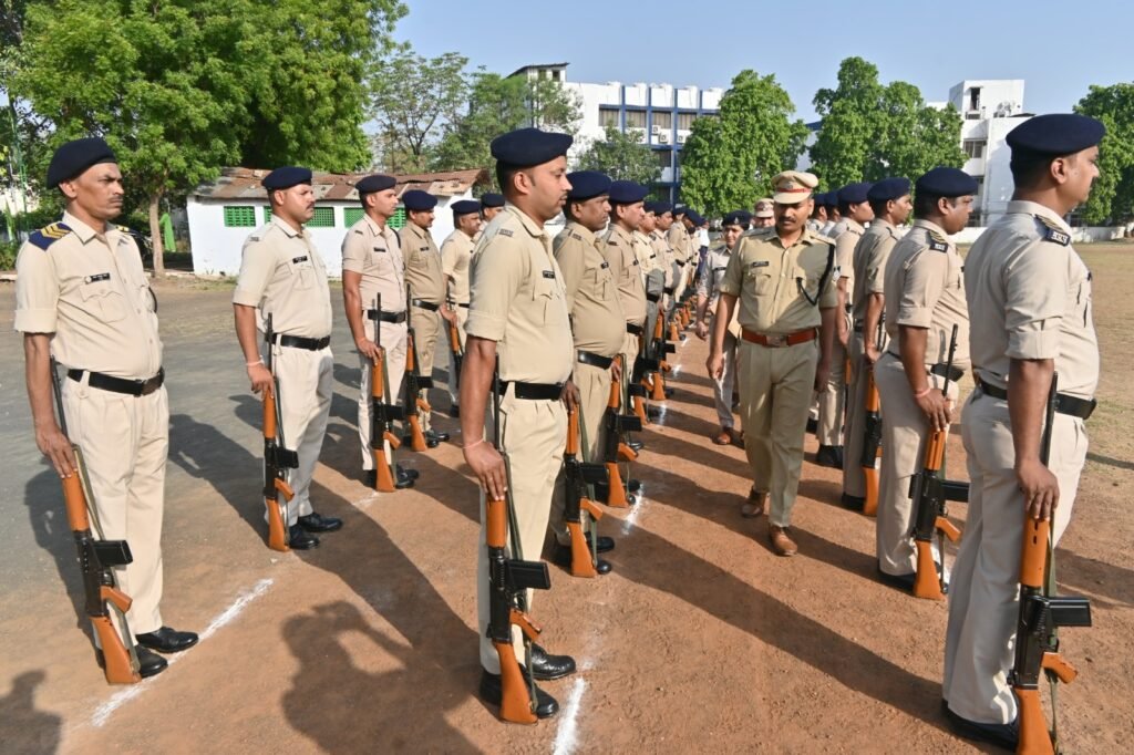 एसपी ने दरबार लगाकर सुनी समस्याएं