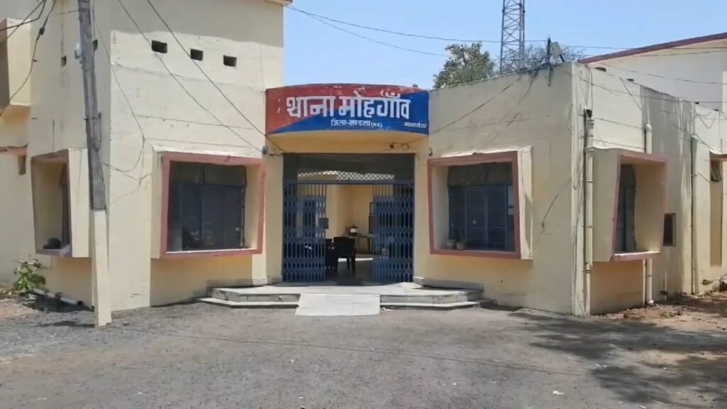 मंडला जिले में भीषण सड़क हादसा, 2 युवकों की मौत