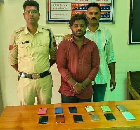 पुलिस ने पकड़ा शातिर स्नैचर, कर्ज से परेशान होकर बना था अपराधी