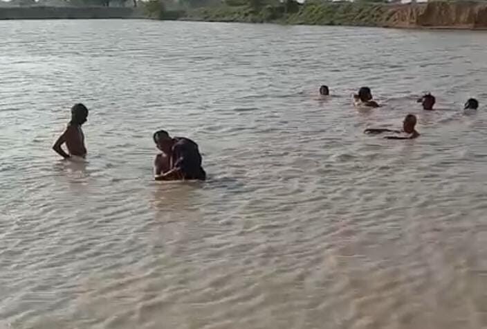 इंदरगढ़ के तालाब में डूबने से दो बच्चियों की मौत