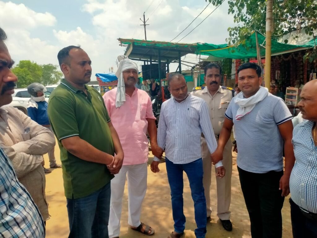 नामांतरण के एवज में घूस ले रहा था पटवारी, लोकायुक्त ने पकड़ा