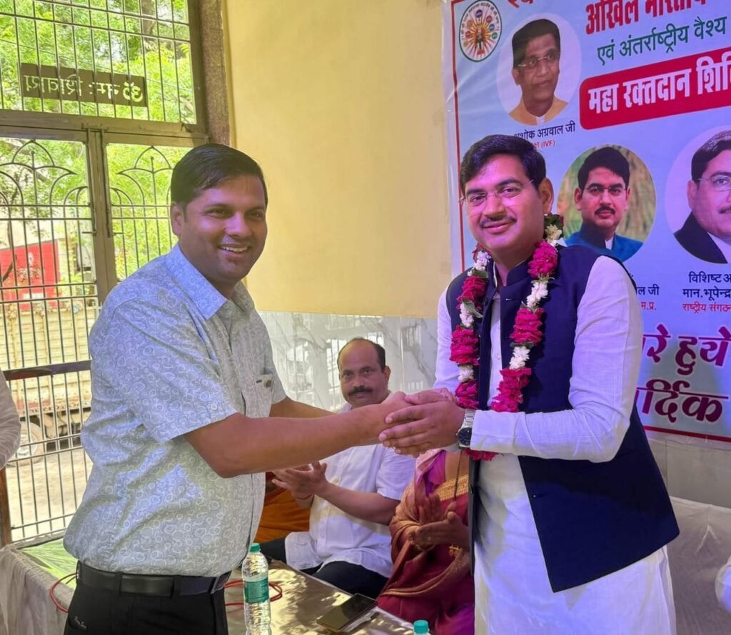 वैश्य समाज समाजसेवा में भी सबसे आगेः अग्रवाल