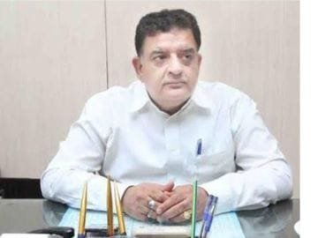 दतिया के कलेक्टर संदीप माकिन सेवानिवृत