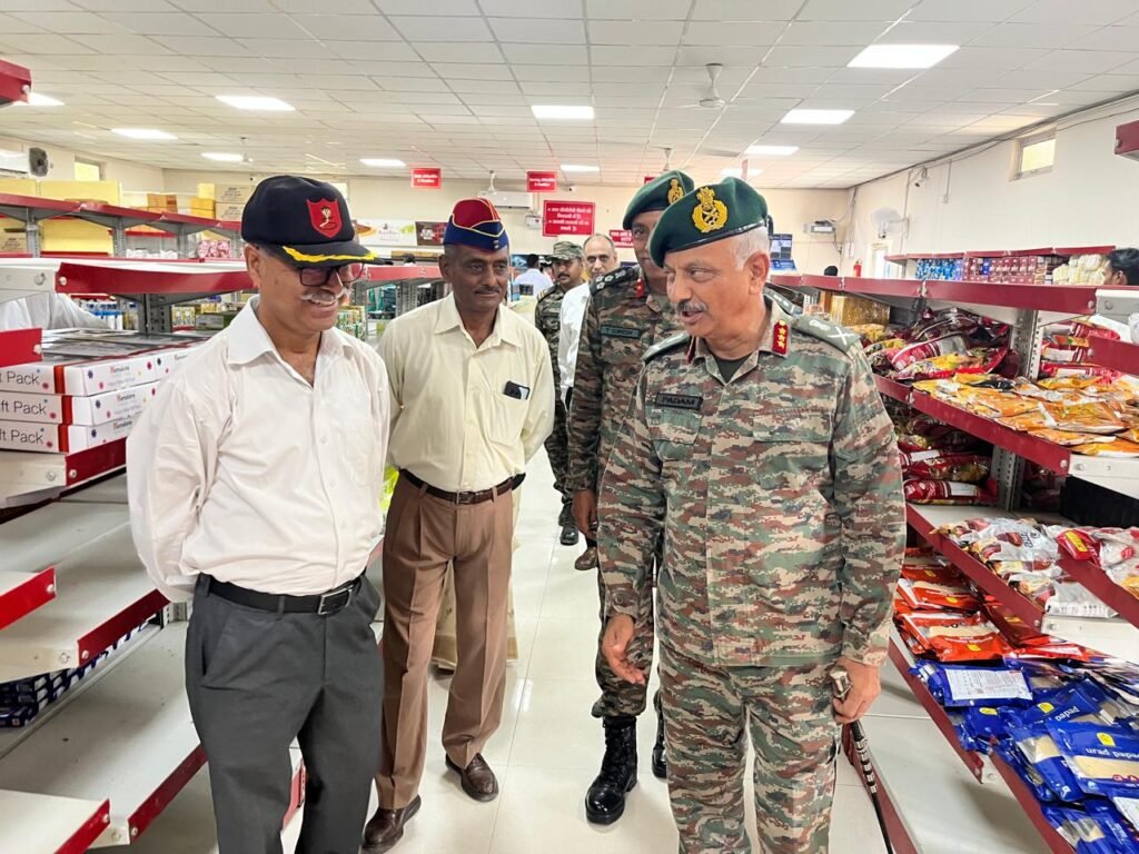 रीवा में विस्तारित आर्मी कैन्टीन का शुभारंभ
