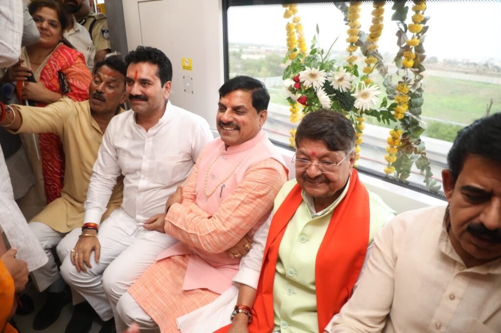 मेट्रो: 6 KM सफर से शुरुआत; दिवाली तक 17 KM ट्रैक पर दौड़ेगी मेट्रो