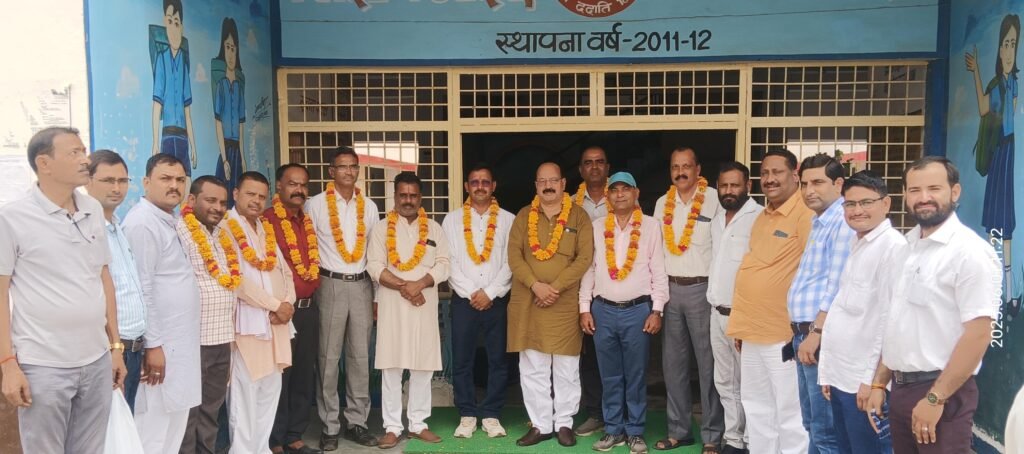 मप्र शिक्षक संघ चुनाव में राघवेंद्र धाकरे बने मुरैना से संभागीय सचिव