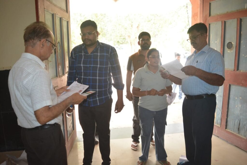 6 परीक्षा केन्द्रों पर सहायक प्राध्यापक परीक्षा में 2248 परीक्षार्थी शामिल हुए