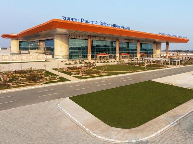 इंदौर से पुणे की फ्लाइट को ग्वालियर तक चलाने के प्रयास