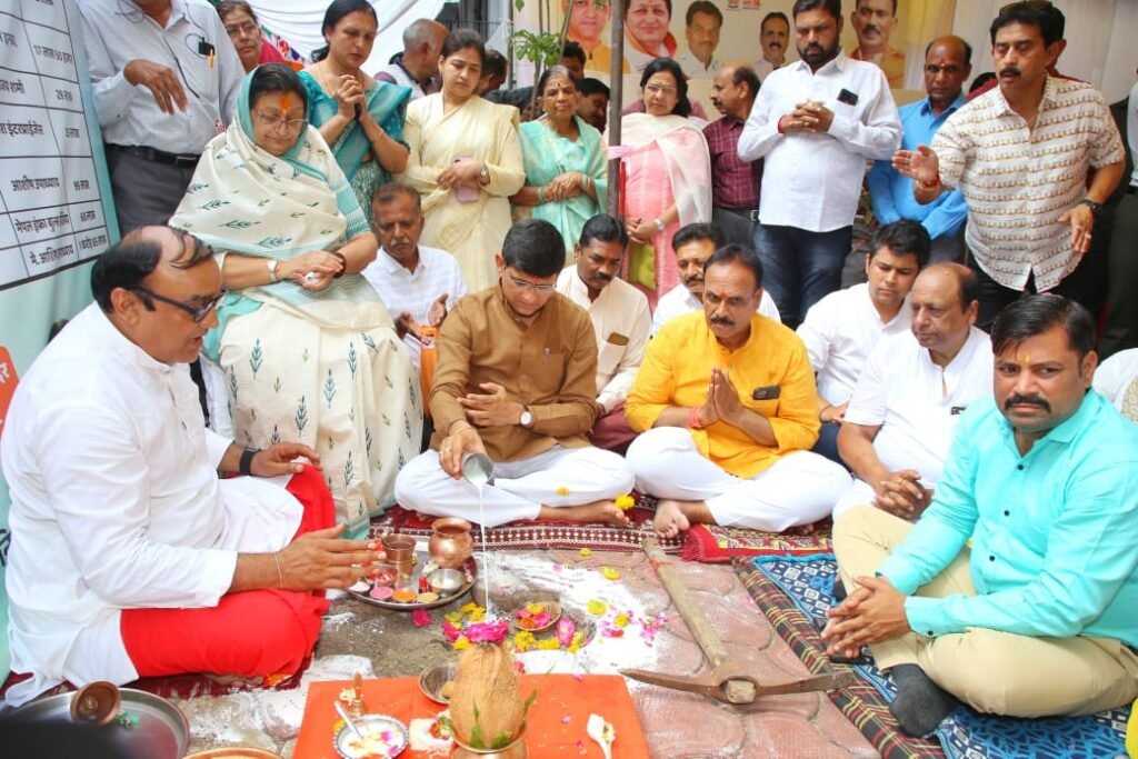 वार्ड 72 में किया 6.50 करोड़ के विकास कार्यों का भूमिपूजन