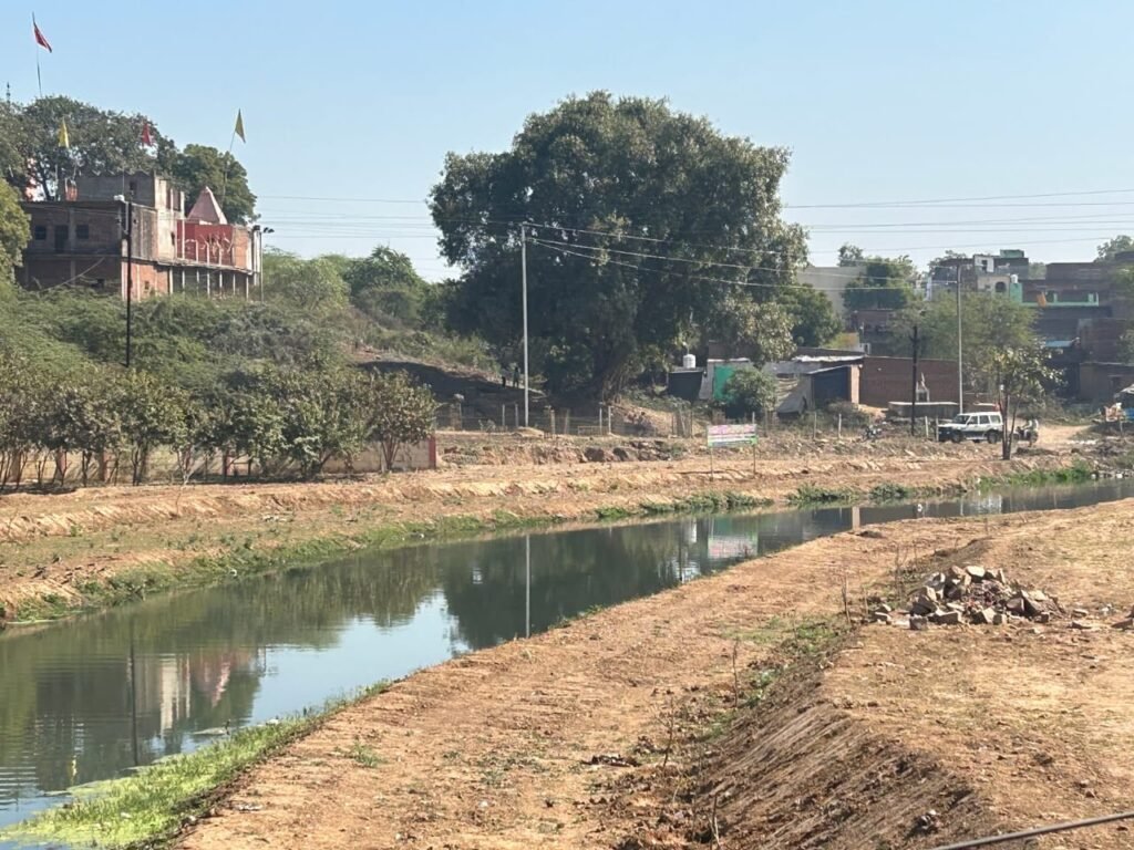 नमामि गंगे से जीवनदान, अतिक्रमण से जूझती मुरार नदी