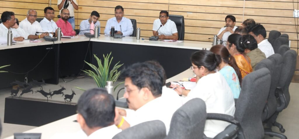 15 जुलाई तक राजस्व प्रकरणों करें निराकरण, उत्कृष्ट कार्य पर मिलेगा पुरस्कार