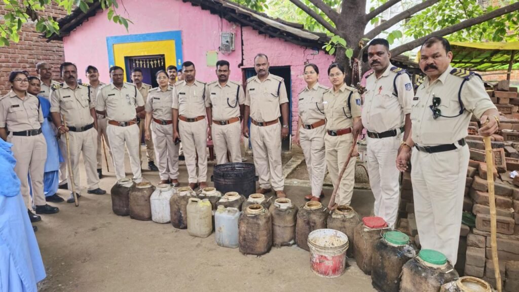 कूडऩ मोहल्ला से लेकर 27 मील तक धधक रहीं थीं शराब भट्टियां