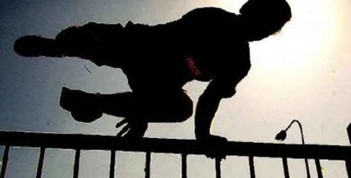 199.560 ग्राम सोना लेकर फरार हुआ बंगाली कारीगर