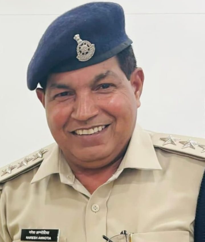 किन्नर समुदाय की एसपी ऑफिस में गुहार, युवक करते हैं परेशान, पुलिस सुनती नहीं