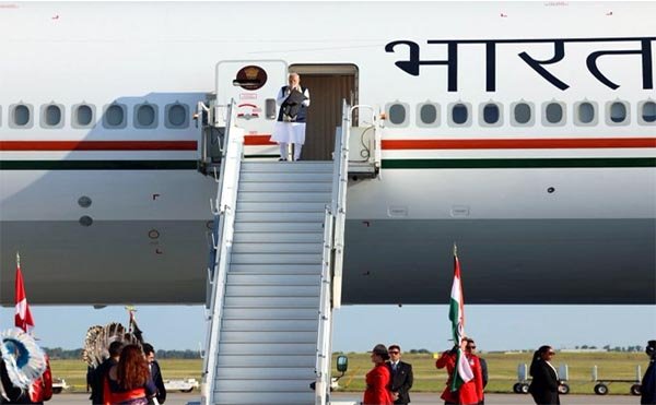 कनाडा के कालगरी पहुंचे मोदी