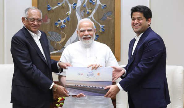 श्रीनिवासन और सुदर्शन वेणु से मिलकर खुशी हुई:मोदी