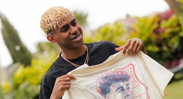 स्पेन के फुटबॉल खिलाड़ी लामिन के खिलाफ कानूनी कार्रवाई की अनुशंसा