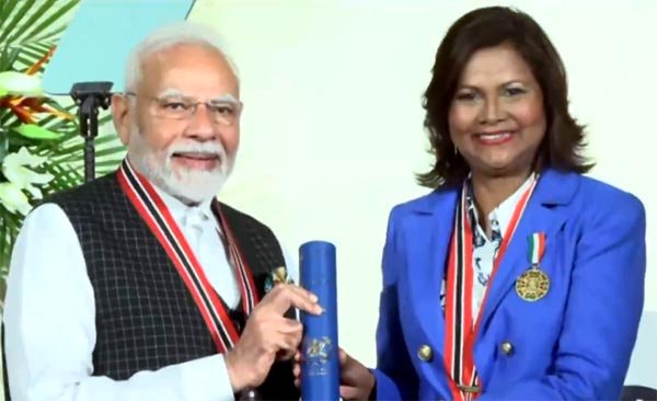 मोदी त्रिनिदाद व टोबैगो के सर्वोच्च राष्ट्रीय सम्मान से सम्मानित