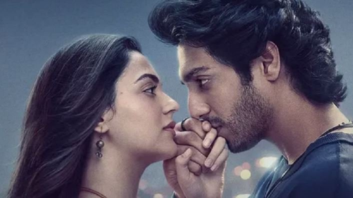 अहान पांडे की ‘सैयारा’ का ट्रेलर रिलीज: प्यार और मुकाम की जंग में दिखे संघर्षरत, क्या यह ‘आशिकी 2’ का नया संस्करण है?