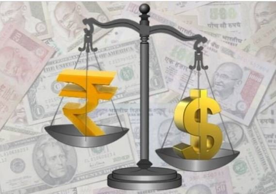 डॉलर के मुकाबले रुपया मजबूत