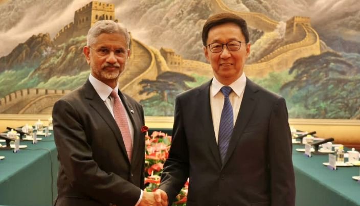 चीन में विदेश मंत्री जयशंकर की हाई-लेवल मुलाकात: उपराष्ट्रपति हान झेंग से मिले, क्या सुधरेंगे भारत-चीन द्विपक्षीय संबंध?