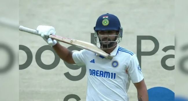 लंच से पहले नीतीश कुमार आउट, भारत पर हार का संकट