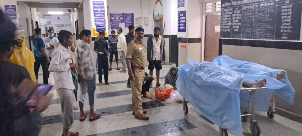 आकाशीय बिजली गिरने से दो बच्चियों की मौत