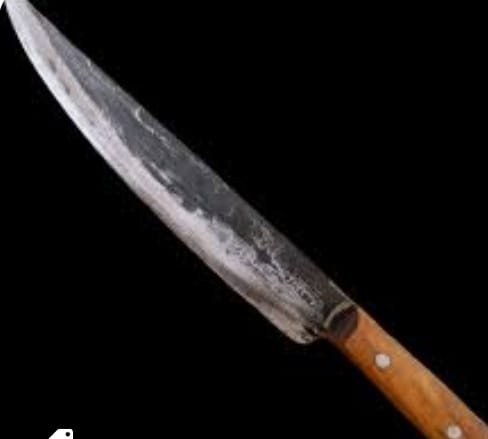 पेट्रोल भराया, पैसे मांगे तो मार दी चाकू, पब्लिक ने दबोचा, की धुनाई