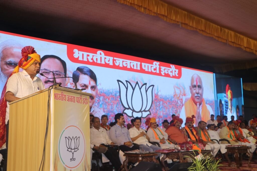 केंद्र-राज्य की योजनाएं जनता तक पहुंचाए, कार्यकर्ता का सम्मान मेरा काम