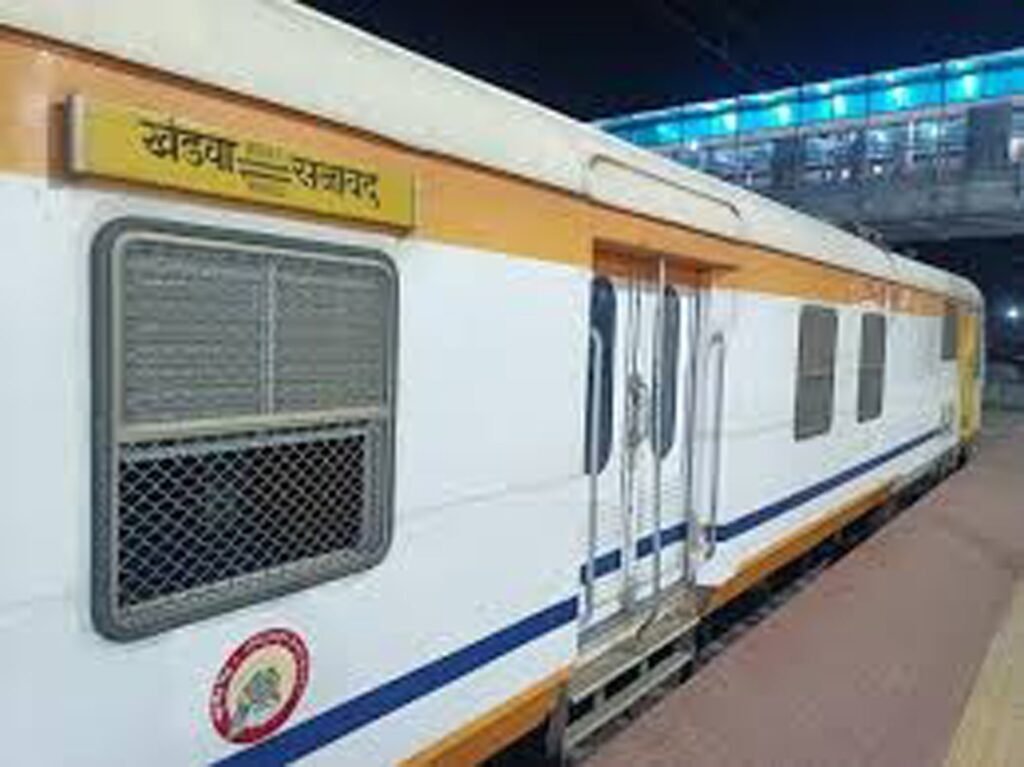 खंडवा सनावद मेमू ट्रेन गुरुपूर्णिमा पर बुधवार,गुरुवार भी चलेगी