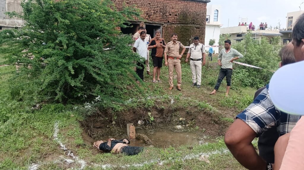 रसूखदार सोनू पाराशर की हत्या,पानी से भरे गढ्ढे में पत्थर बांध फेंका गया था शव
