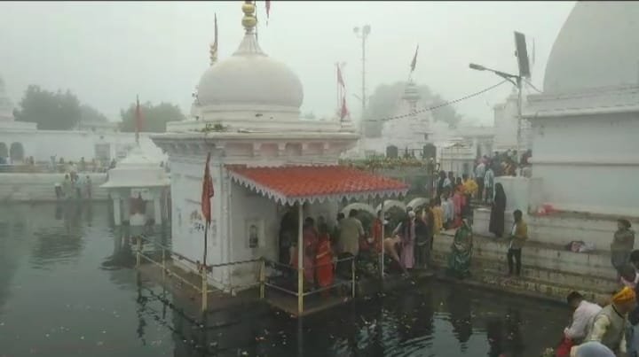 अमरकंटक में श्रद्धा का सैलाब: जालेश्वर महादेव का भव्य जलाभिषेक