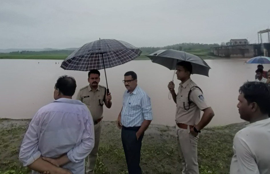 पांच की जलसमाधि, चार शव मिले, एक भी लापता