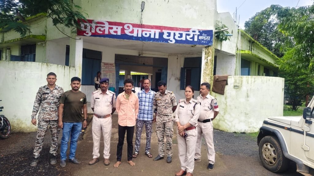 घुघरी पुलिस को बड़ी कामयाबी, 40 हजार का इनामी हत्यारा तीन साल बाद गिरफ्तार