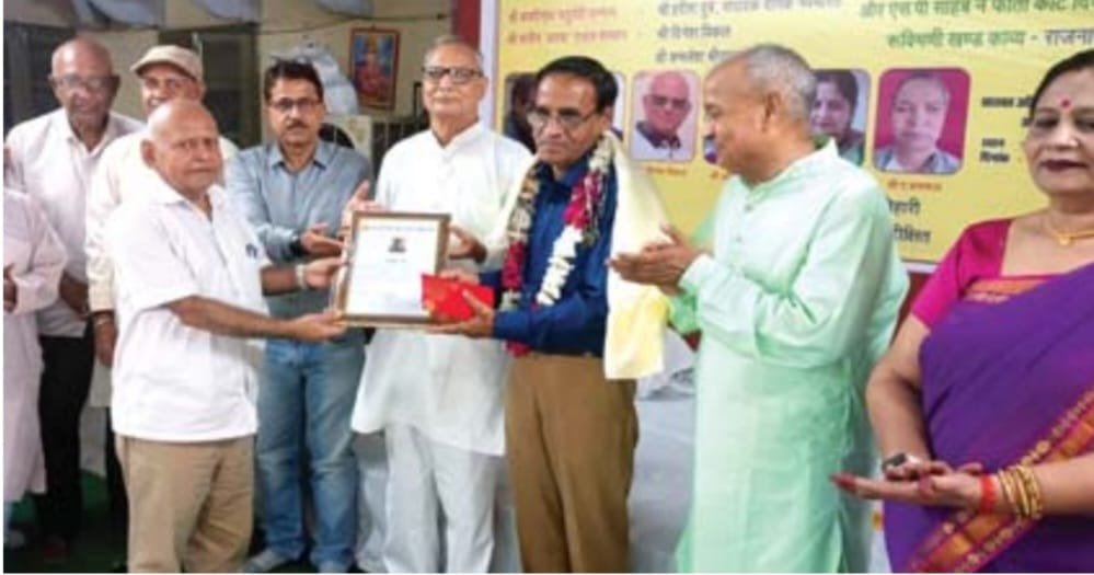 बरिष्ठ पत्रकार हरीशदुबे को मिला काशीनाथ चतुर्वेदी सम्मान