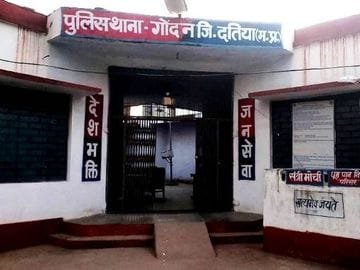 एएसआई की आत्महत्या, थाना प्रभारी भदौरिया लाइन अटैच