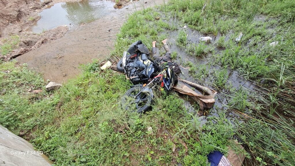 बाइक सवार हादसे का शिकार, मौत