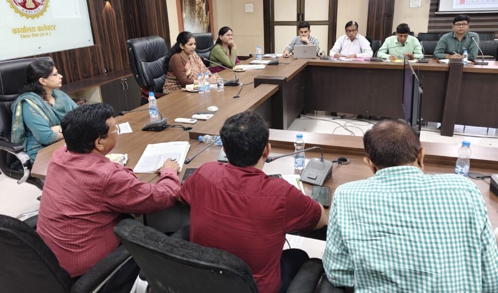 सीएम हेल्पलाइन में प्रकरणों का निराकरण कर रैंकिंग सुधारें