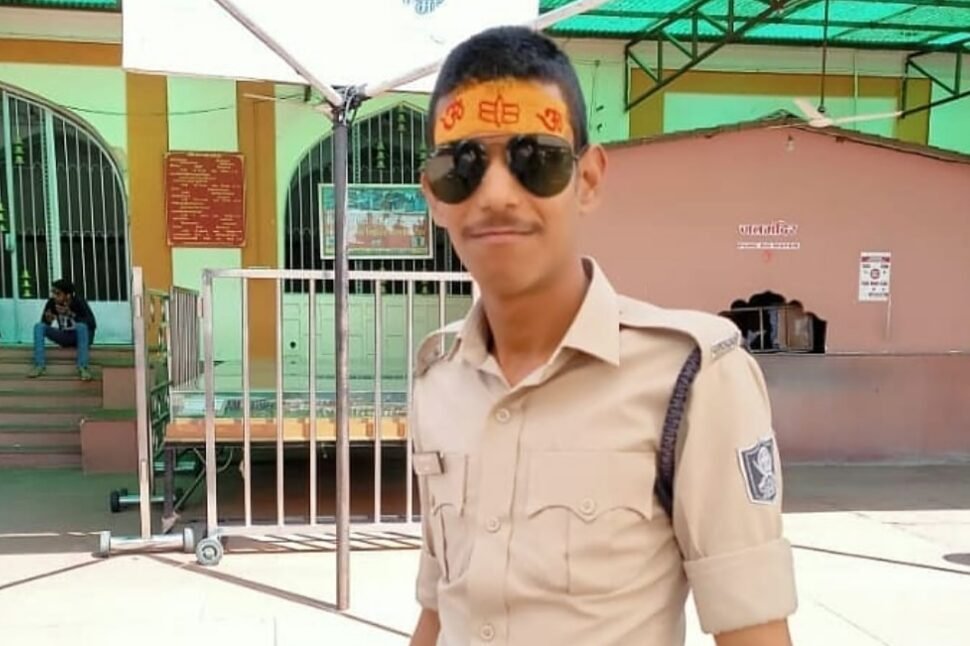 SP बंगले पर तैनात संतरी को महिला ने किया ब्लैकमेल, 10 लाख ठगे, दुष्कर्म केस की धमकी देकर मांग रही थी 5 लाख